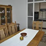 Apartments Family & Friends -Free Parking