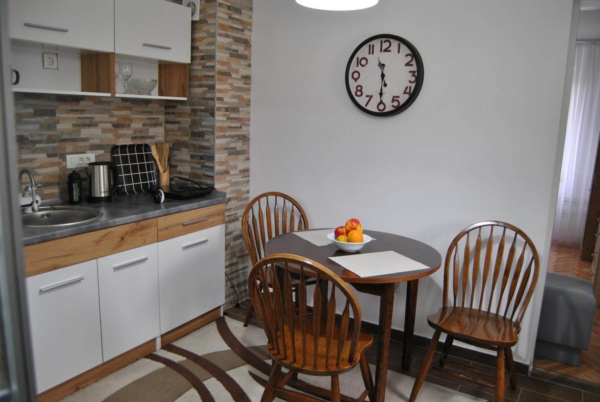 Apartment Family & Friends -free Parking *
