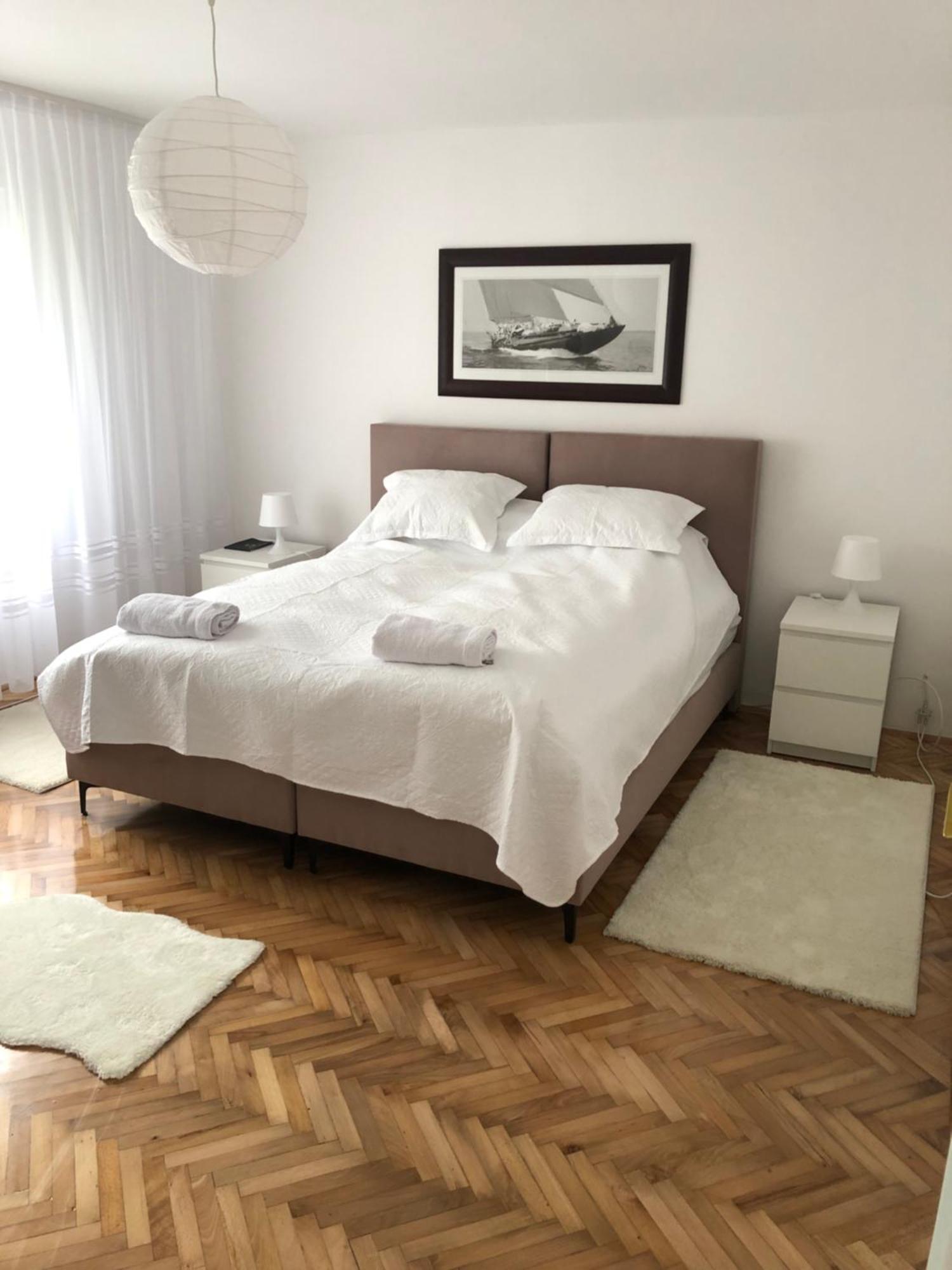 Family & Friends -free Parking Sarajevo