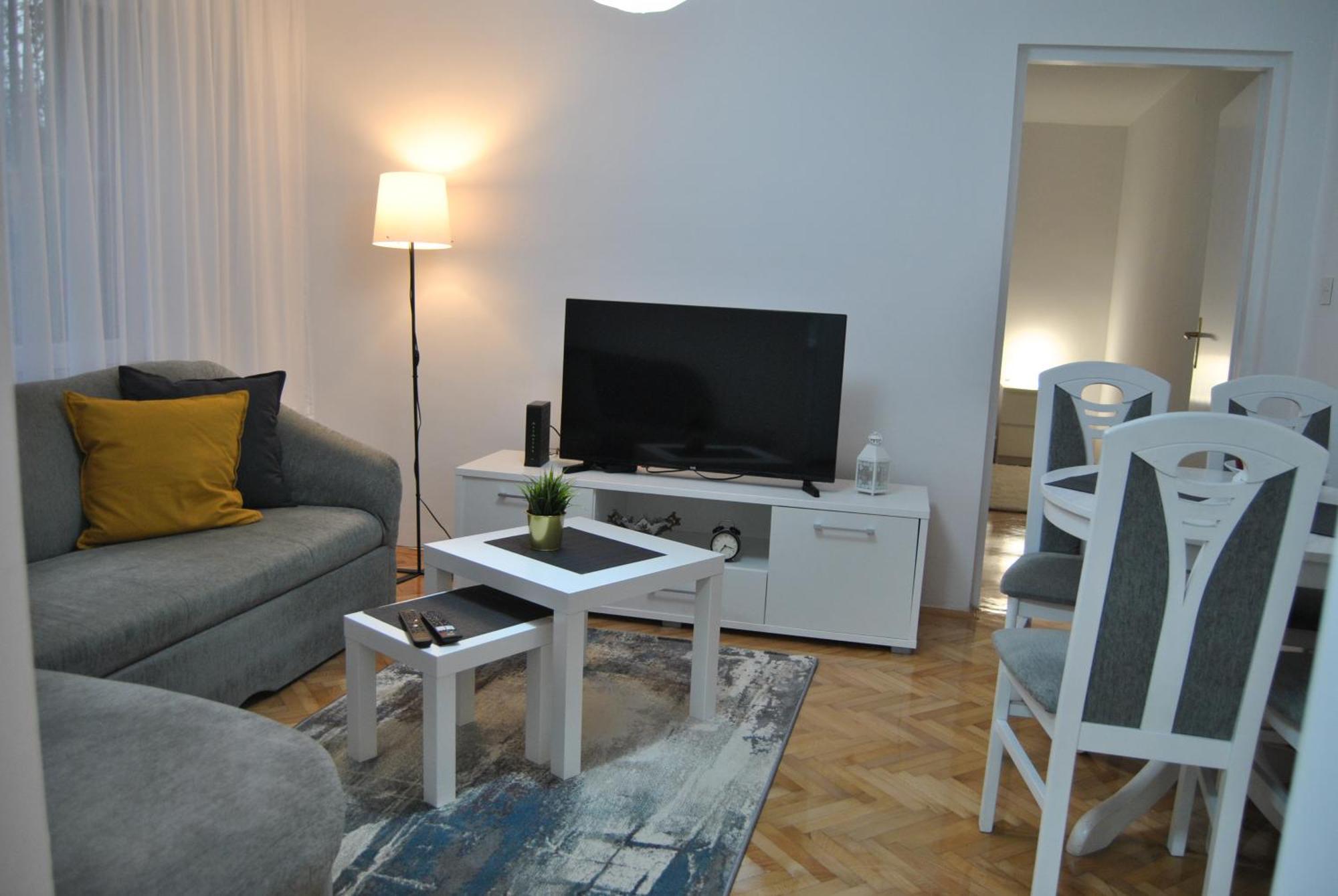 Family & Friends -free Parking Apartment Sarajevo