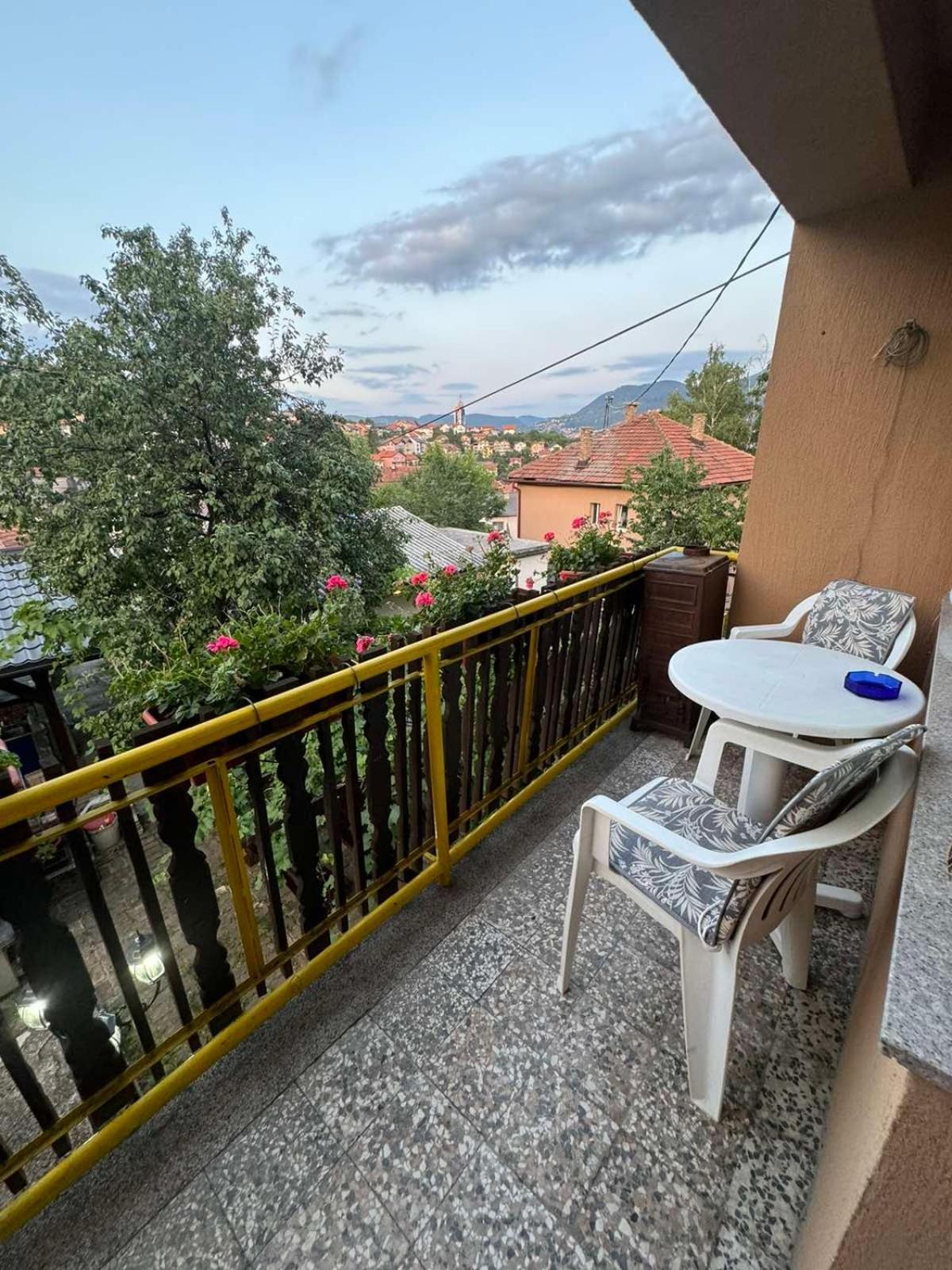 Apartment Family & Friends -free Parking *